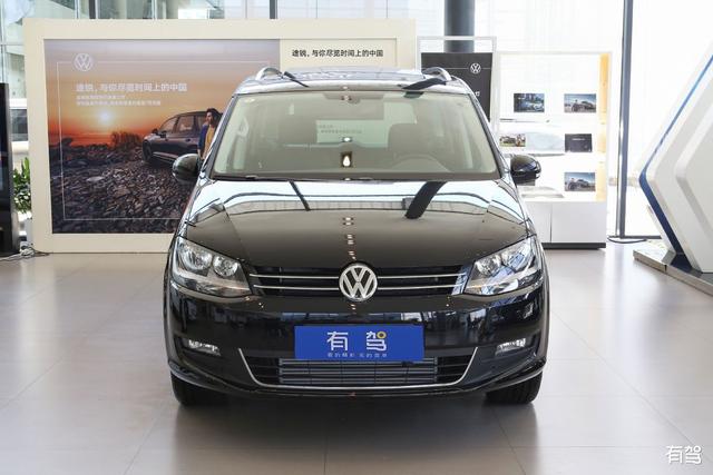19.99萬起，搭配2.0T發(fā)動機，這款MPV對比GL8還是很有優(yōu)勢的-有駕