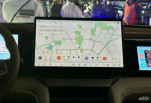 2025年，別克GL8又來(lái)了新對(duì)手