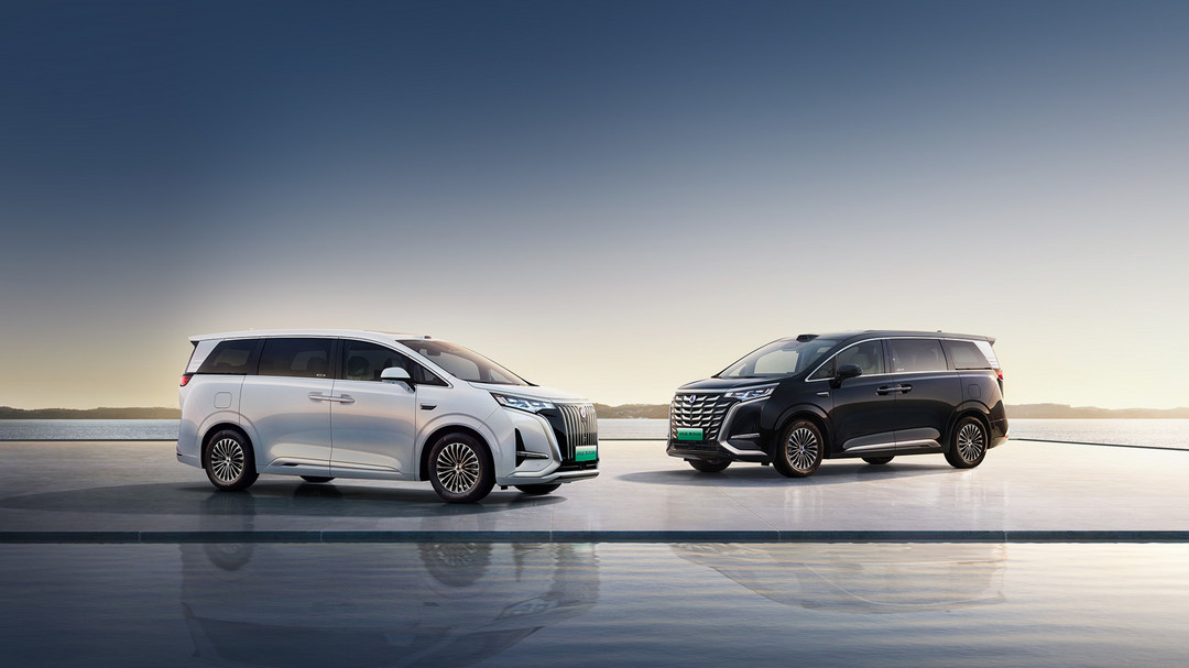 2025年，別克GL8又來(lái)了新對(duì)手