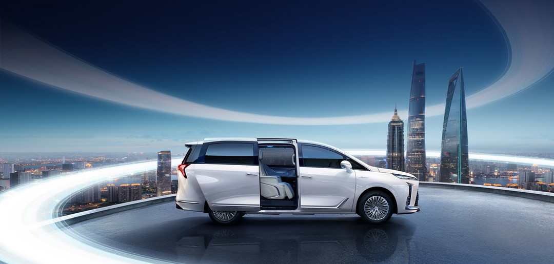 2025年，別克GL8又來(lái)了新對(duì)手