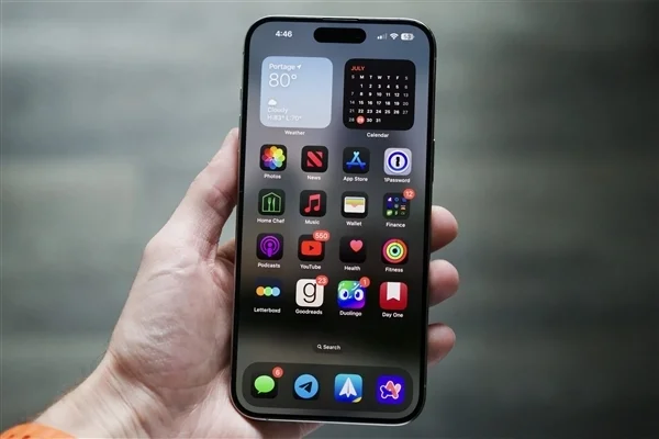 蘋果又擠了一次牙膏：iPhone 17系列升級無線充電