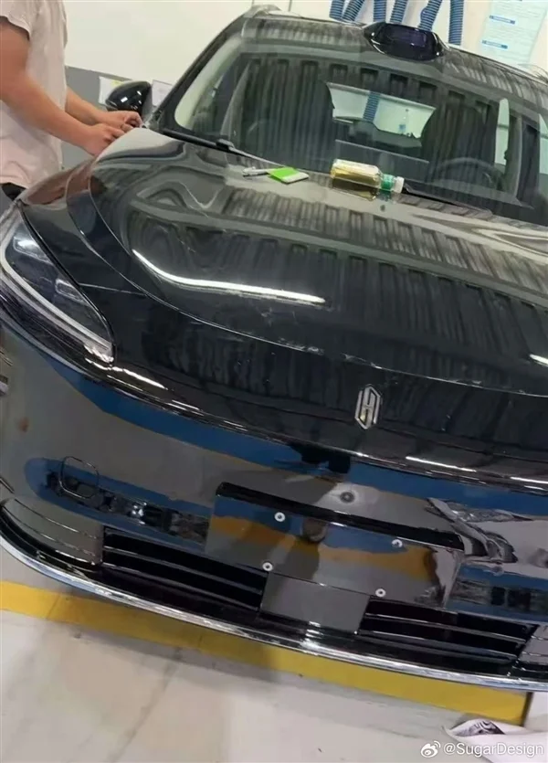 上汽華為打造 尚界H5首張實拍圖流出：最親民鴻蒙智行車來了