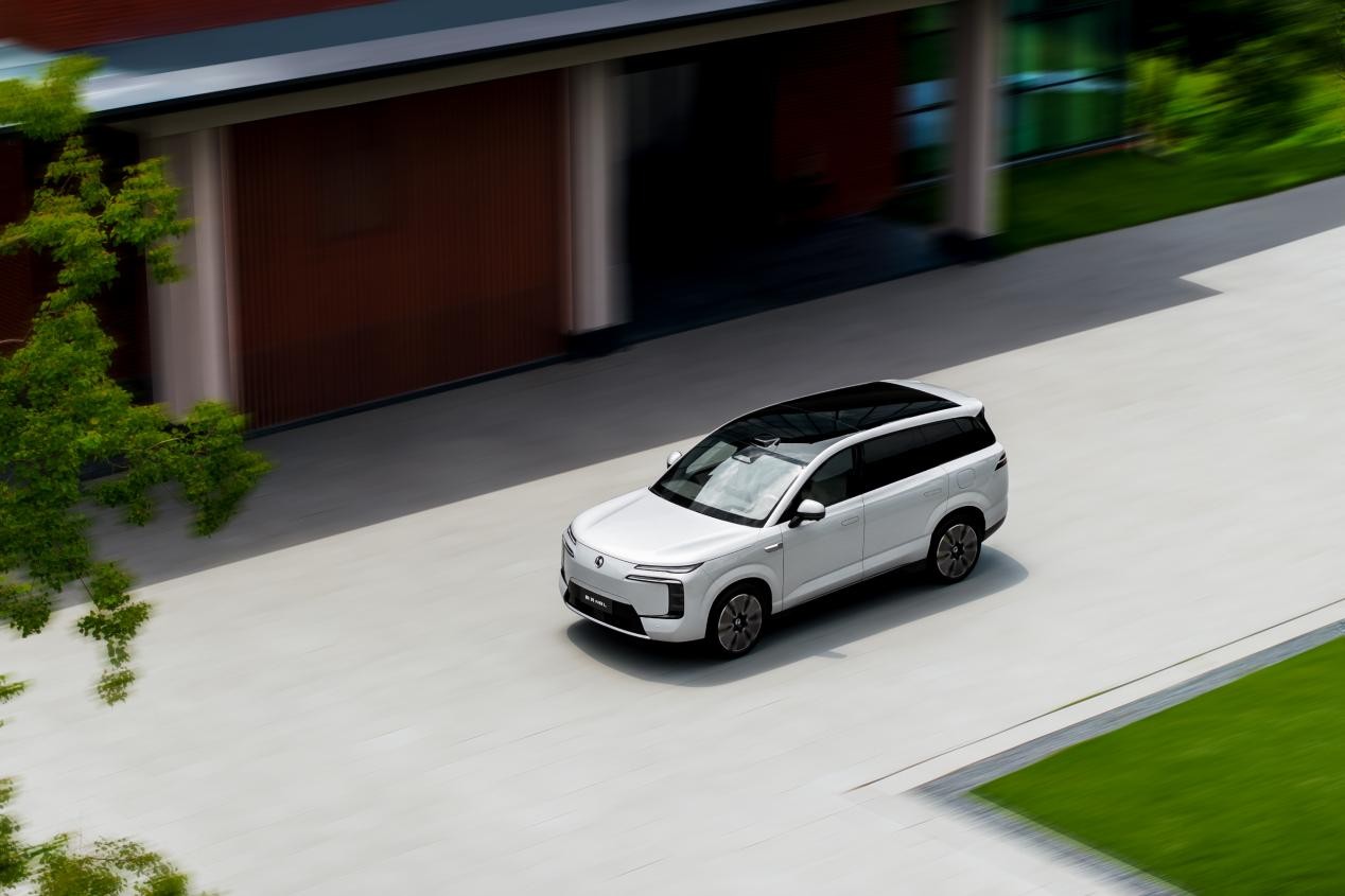 大六座安全豪華SUV騰勢N8L正式開啟預售，預售價31.98萬起