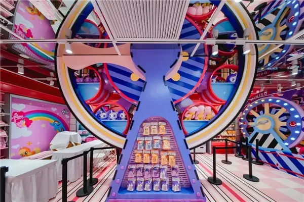 兩年關掉6000家店再重開 名創優品瘋了嗎