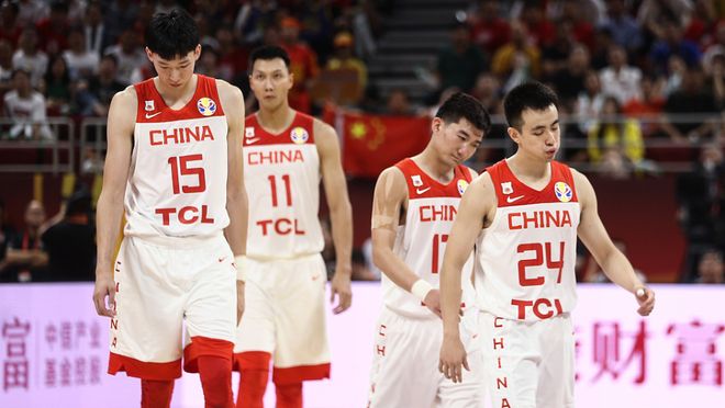 男篮最强球员波尼特卡的篮球故事瓦力棋牌抢周琦、灭东契奇波兰(图7)